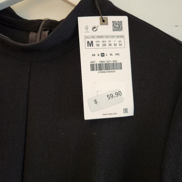 Dress - Picture 2 of 3